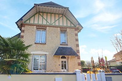 Maison - 135 m² - 6 pièces