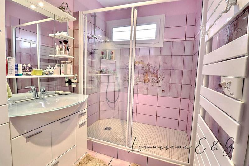 Maison - 122 m² - 6 pièces