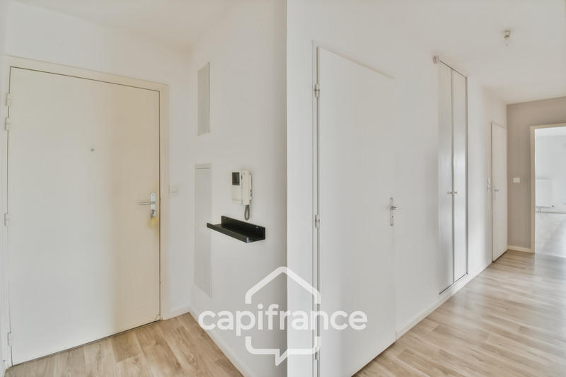Appartement - 79 m² - 4 pièces
