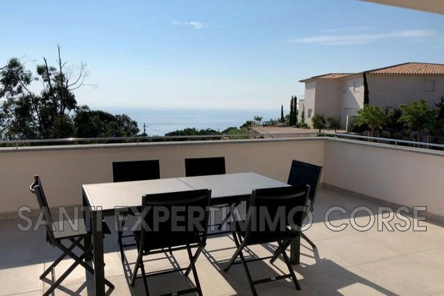 Maison contemporaine - 85 m² - 4 pièces