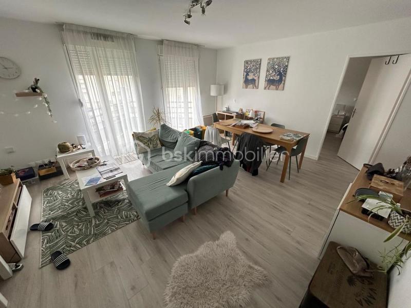 Appartement - 72 m² - 3 pièces