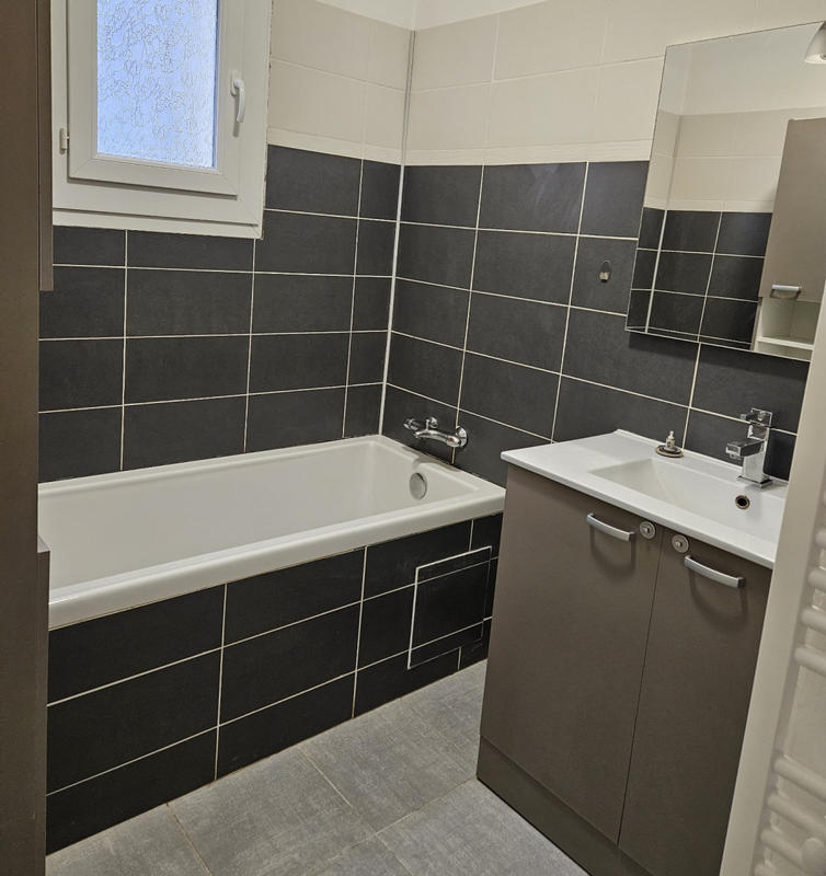 Maison - 87 m² - 4 pièces