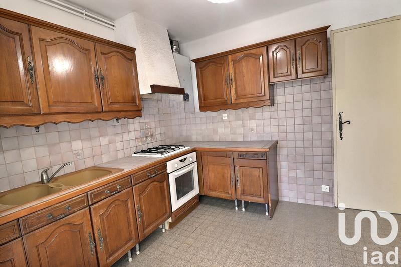 Maison - 92 m² - 5 pièces