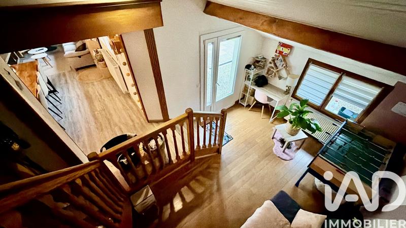 Maison - 95 m² - 5 pièces