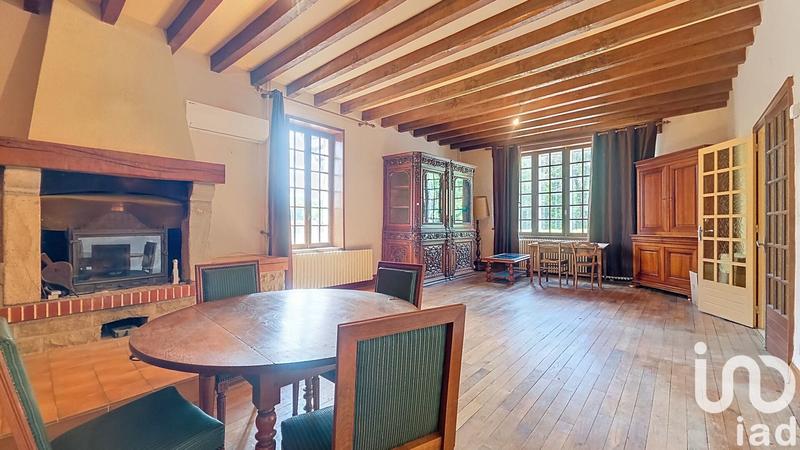 Maison - 215 m² - 9 pièces