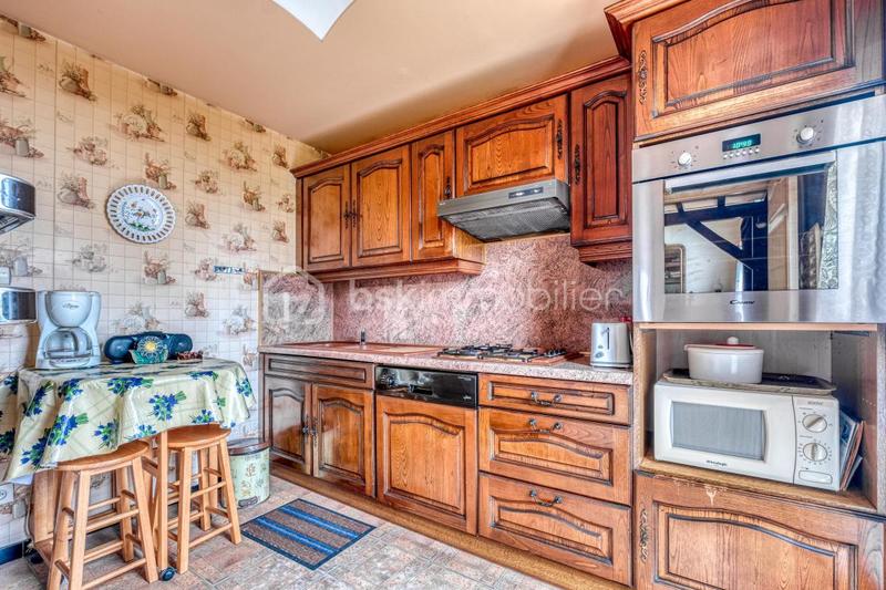 Maison traditionnelle - 79 m² - 4 pièces