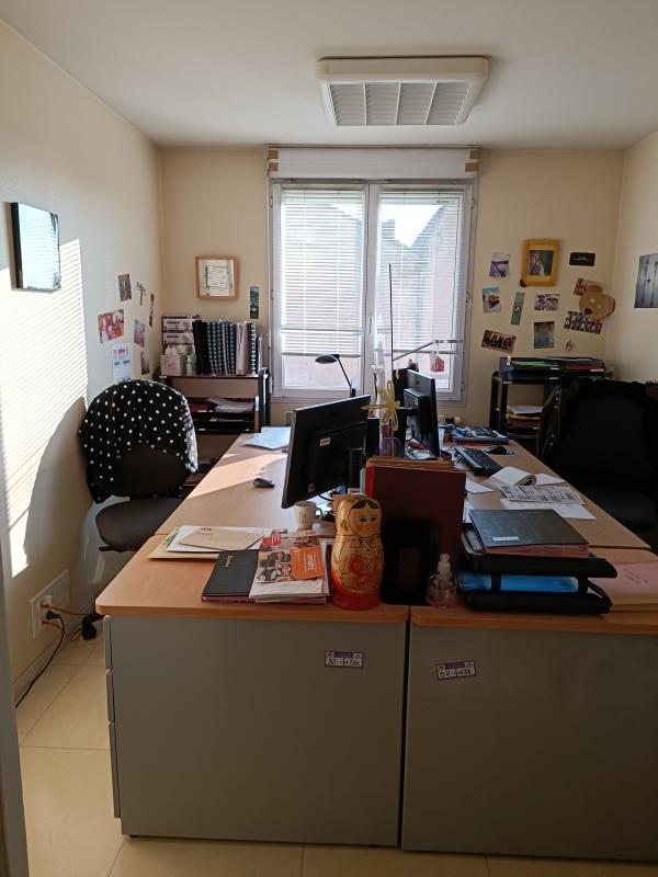 Bureau - 240 m² - 11 pièces
