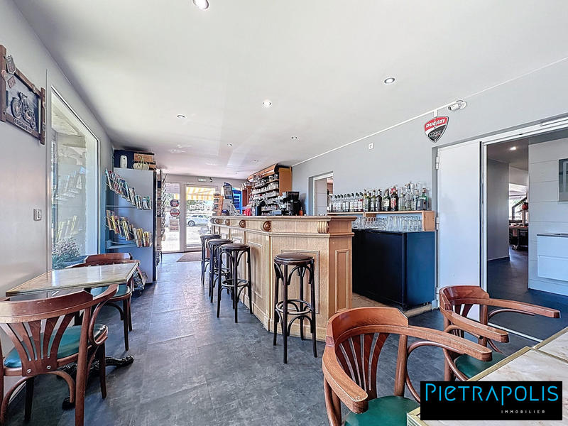 Local commercial - 308 m²