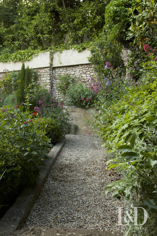 Maison - 439 m² - 10 pièces