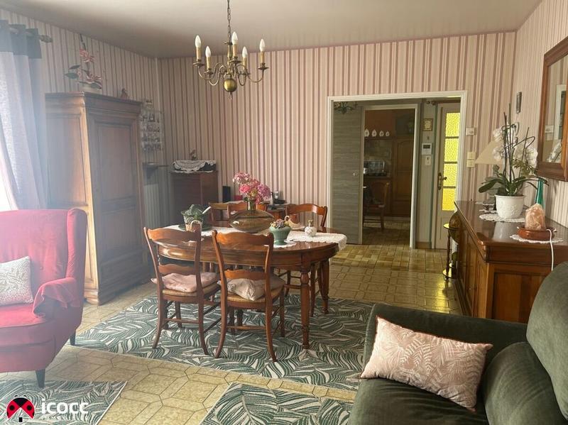 Pavillon - 120 m² - 8 pièces