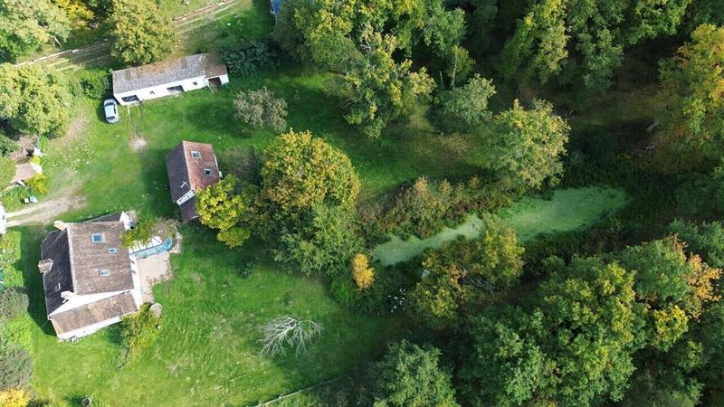 Maison - 245 m² - 11 pièces