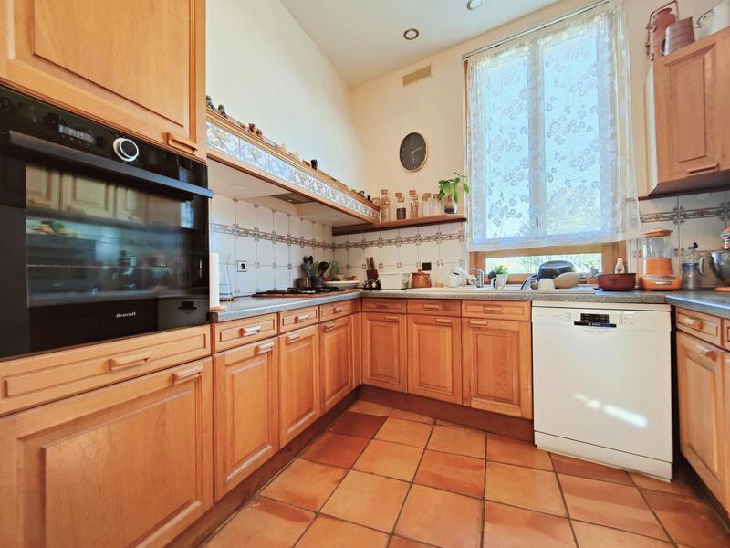 Maison de maîtres - 235 m² - 8 pièces