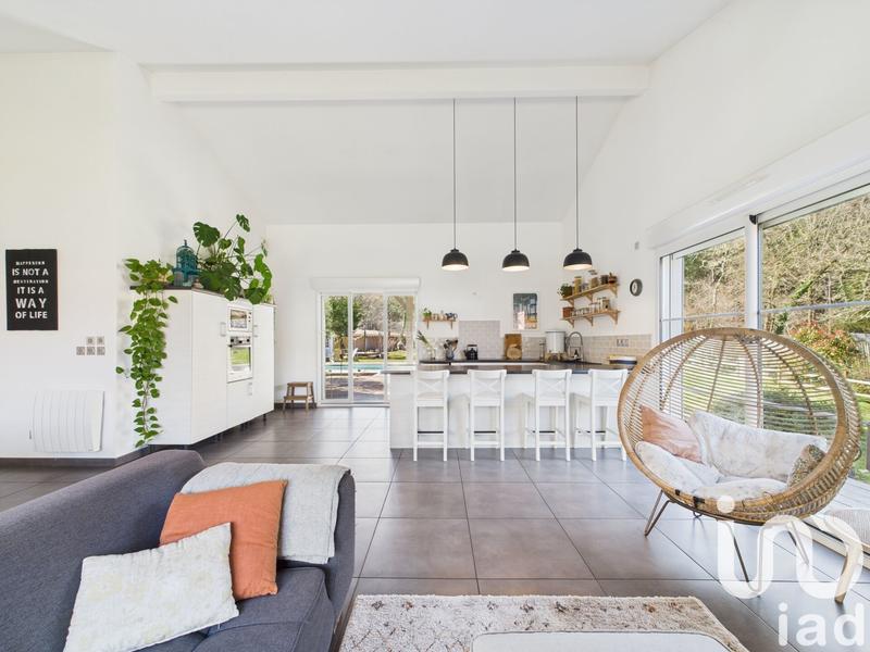 Maison - 140 m² - 7 pièces