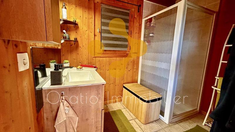 Maison - 104 m² - 4 pièces