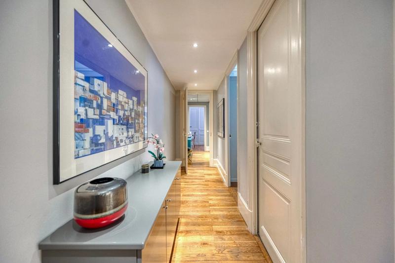 Appartement - 161 m² - 5 pièces