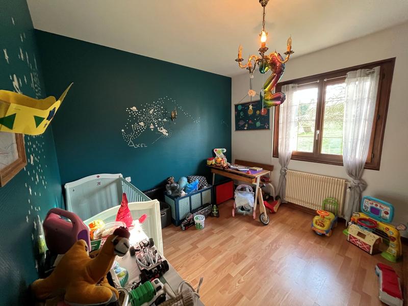 Maison traditionnelle - 186 m² - 9 pièces