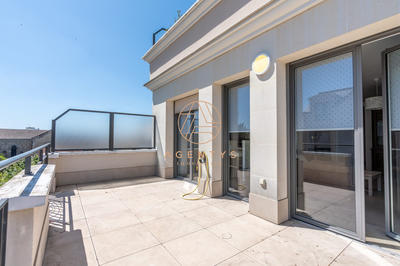 Appartement - 83 m² - 4 pièces