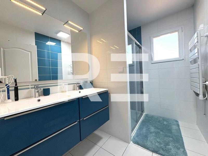 Villa - 165 m² - 6 pièces