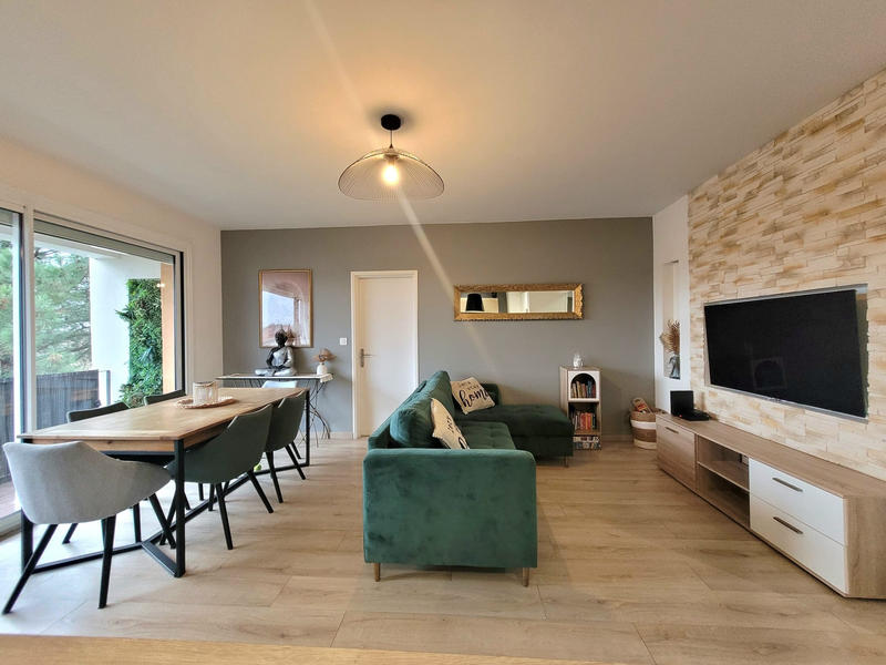 Appartement - 82 m² - 4 pièces