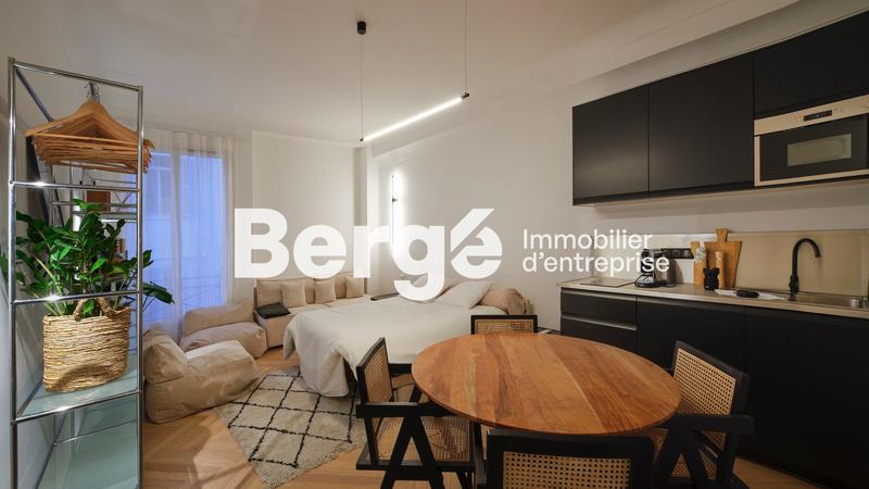 Bureau - 128 m² - 4 pièces