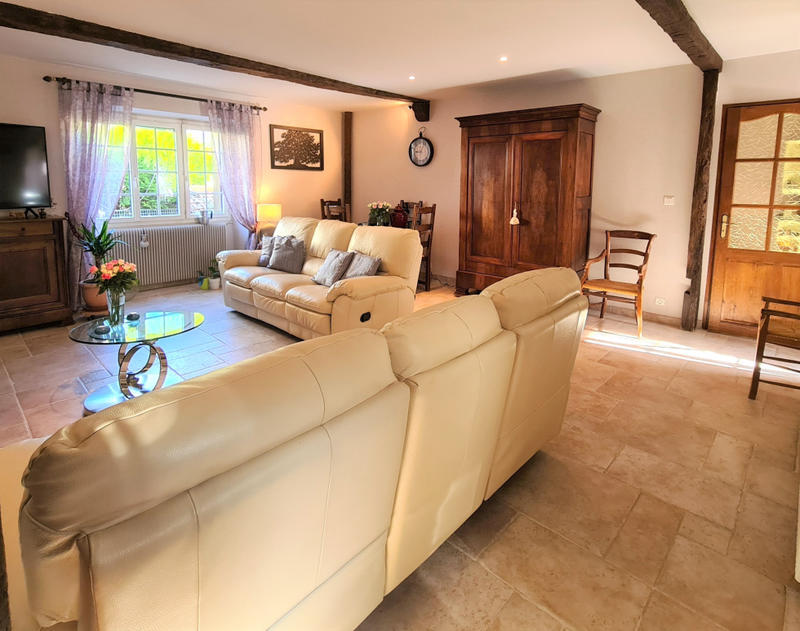 Maison - 230 m² - 9 pièces