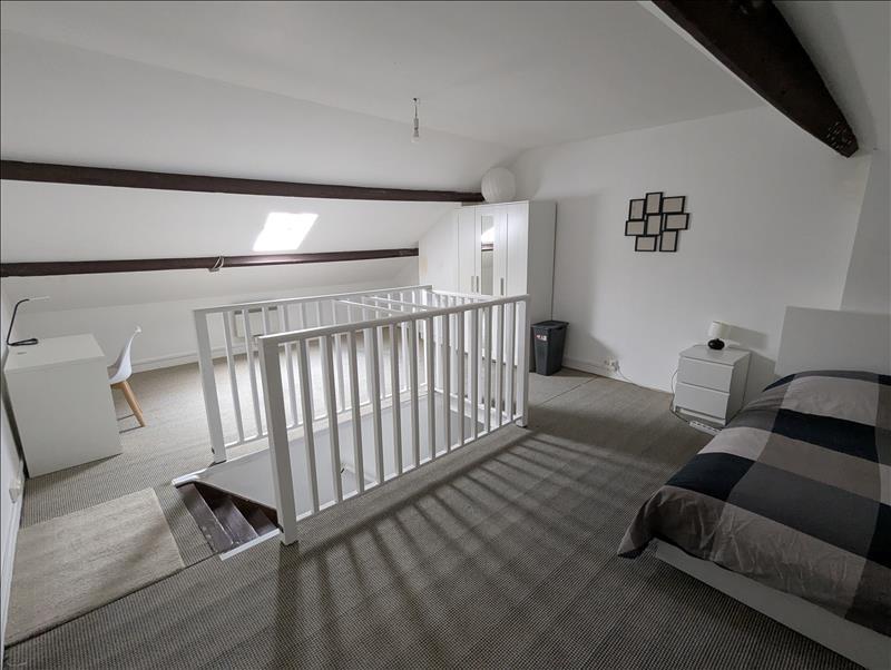 Chambre - 110 m² - 1 pièce