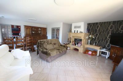 Maison - 208 m² - 7 pièces