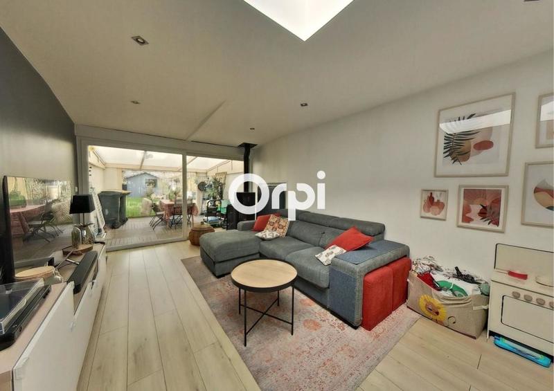 Maison - 97 m² - 3 pièces