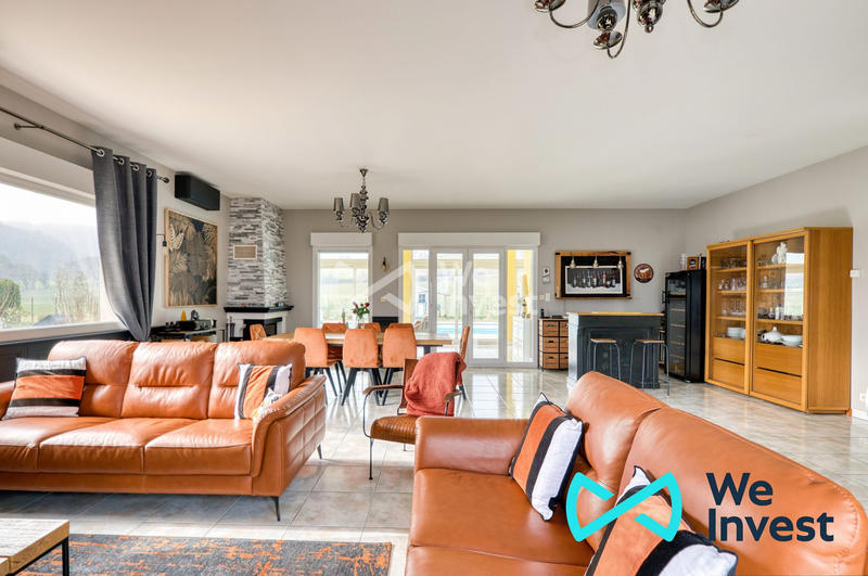 Maison - 289 m² - 7 pièces