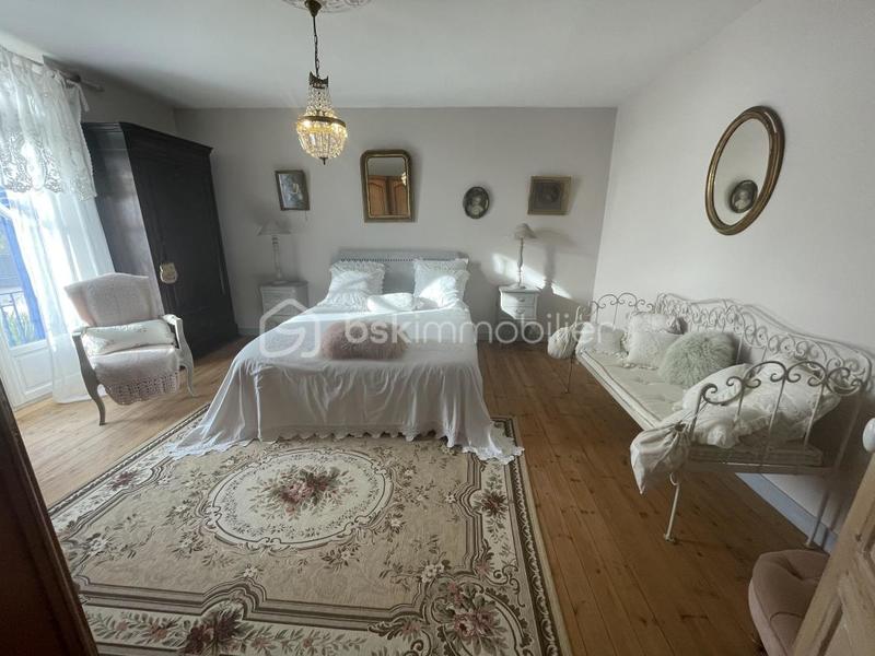 Demeure - 153 m² - 4 pièces