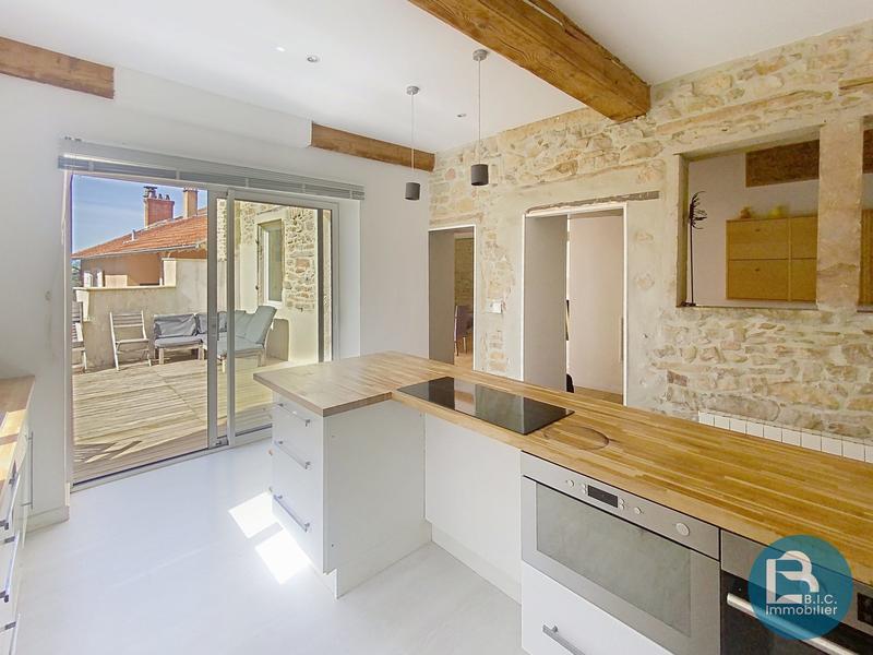 Appartement - 103 m² - 4 pièces