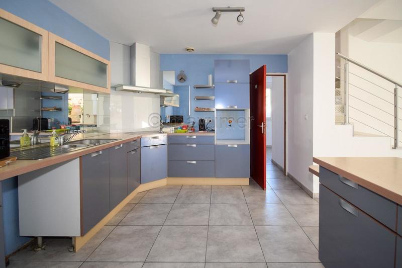 Maison - 146 m² - 5 pièces