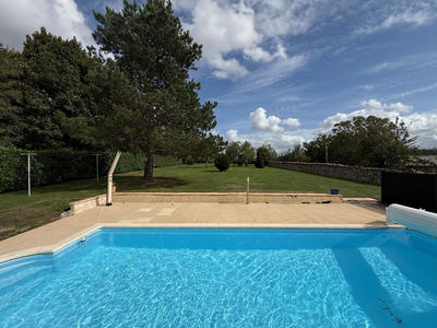 Maison - 112 m² - 5 pièces