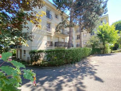 Studio - 24 m² - 1 pièce