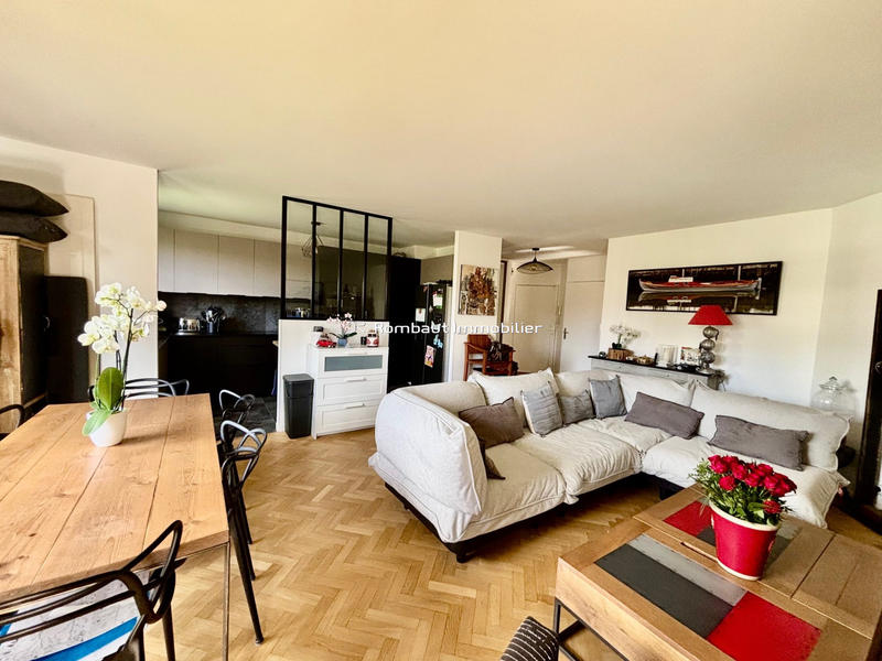 Appartement - 96 m² - 4 pièces