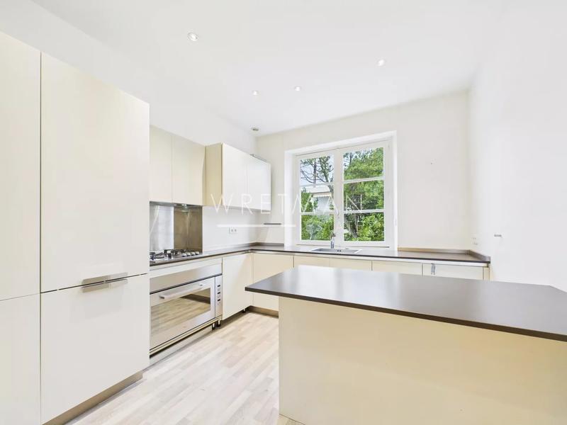 Appartement - 79 m² - 3 pièces