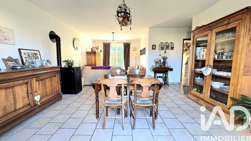 Maison - 121 m² - 6 pièces