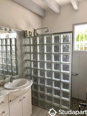 Chambre - 17 m² - 1 pièce