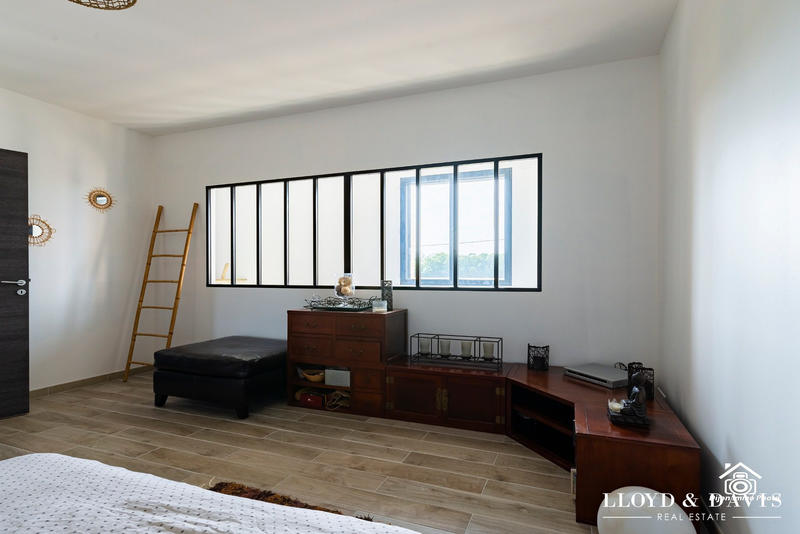 Maison contemporaine - 180 m² - 6 pièces