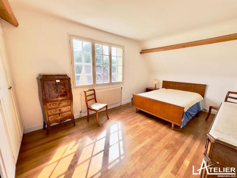 Maison - 170 m² - 10 pièces