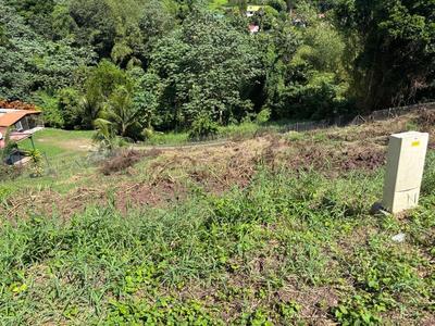 Terrain constructible - 669 m²