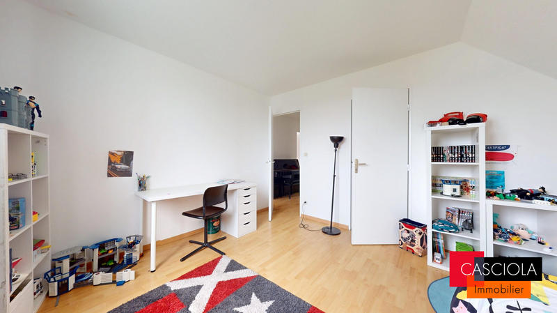 Maison - 166 m² - 7 pièces