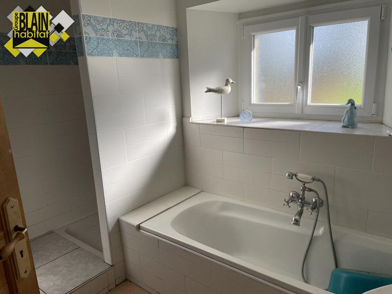 Maison - 105 m² - 7 pièces