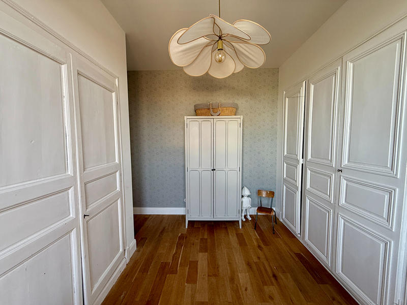 Maison - 292 m² - 10 pièces