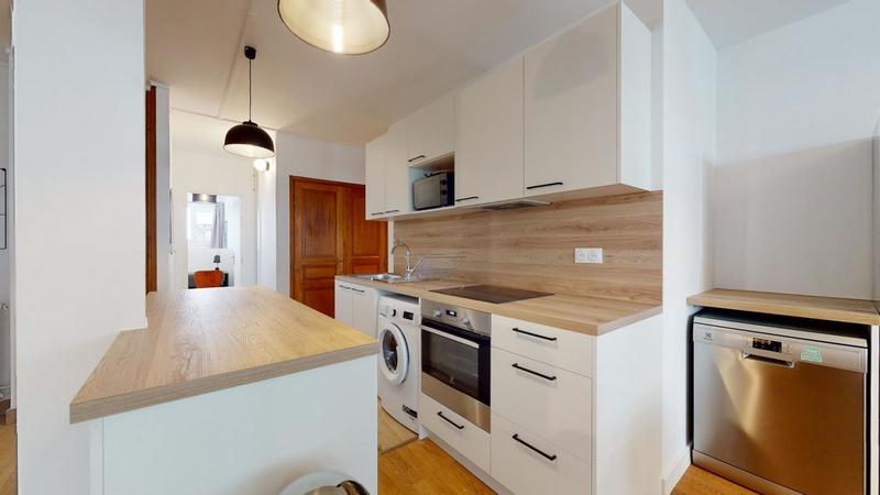 Appartement - 112 m² - 6 pièces