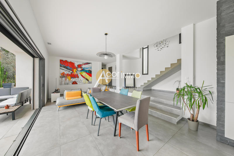 Villa - 171 m² - 6 pièces