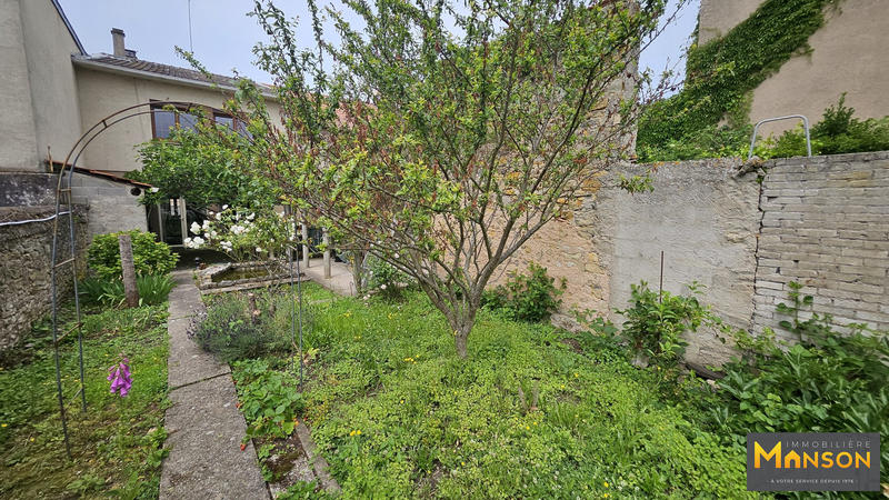 Maison traditionnelle - 115 m² - 5 pièces