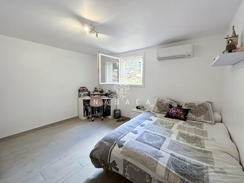 Maison - 137 m² - 5 pièces