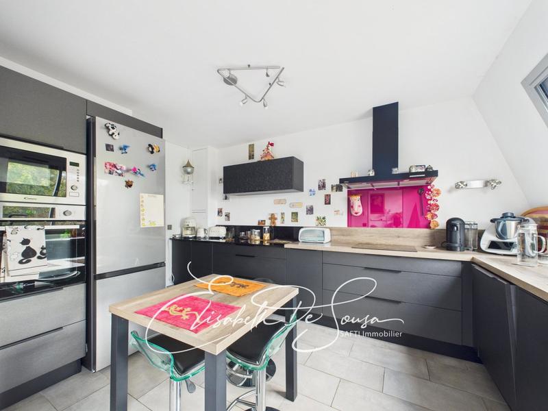 Appartement - 114 m² - 5 pièces