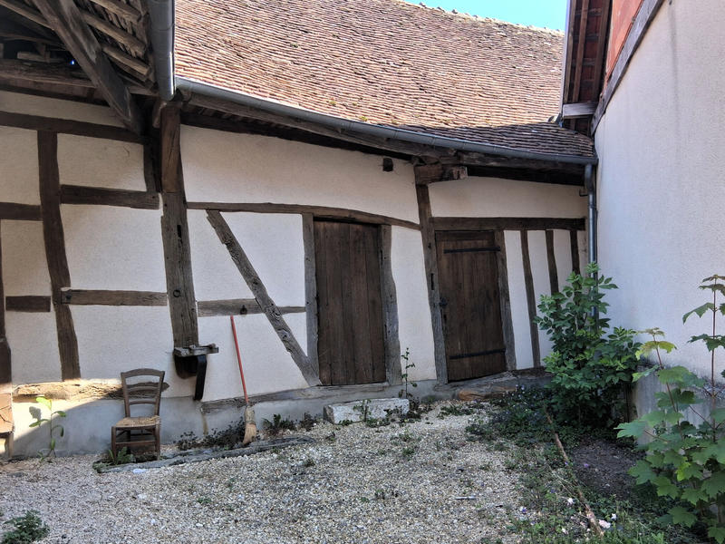 Maison - 215 m² - 8 pièces